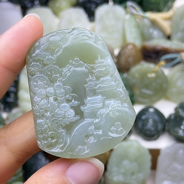 和田玉未镶嵌颈饰