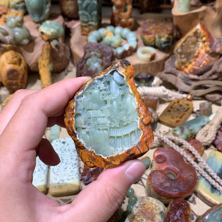 岫岩河磨玉（透闪石质玉）挂件未镶嵌