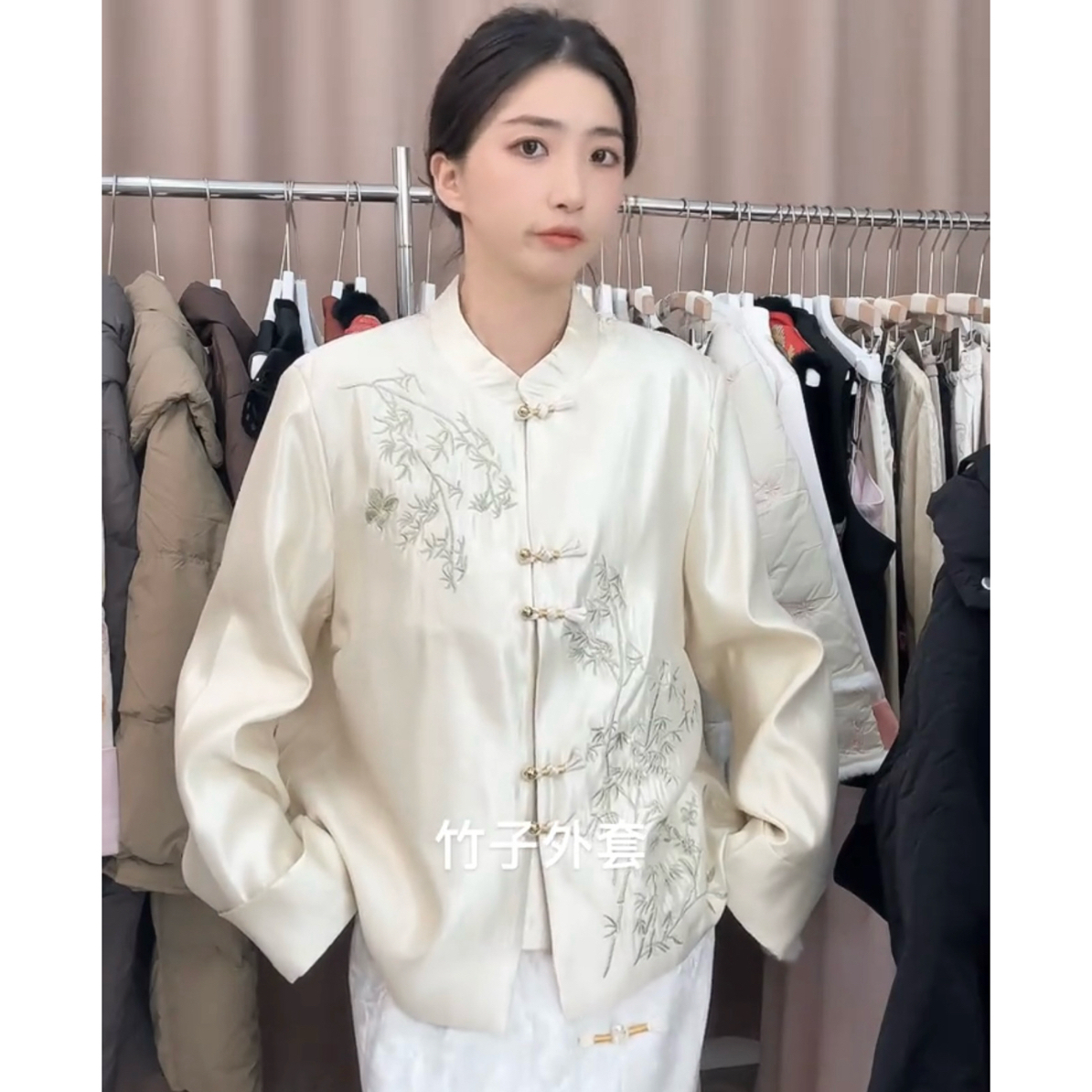 新中式绣花绗棉立领短款毛呢外套复古中国风日常上衣春秋宽松