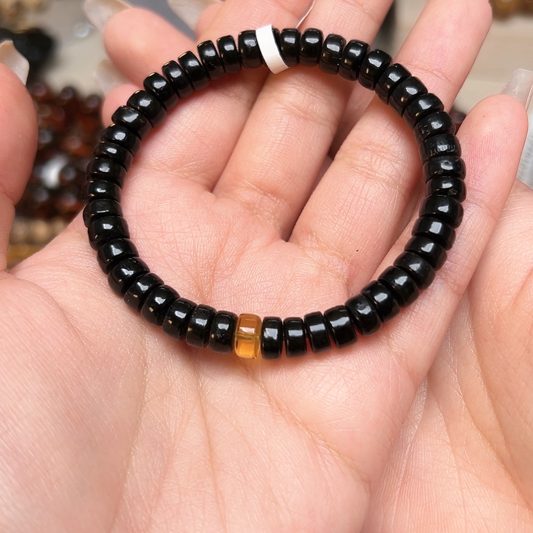 琥珀未镶嵌裸石抚顺琥珀七30012-1