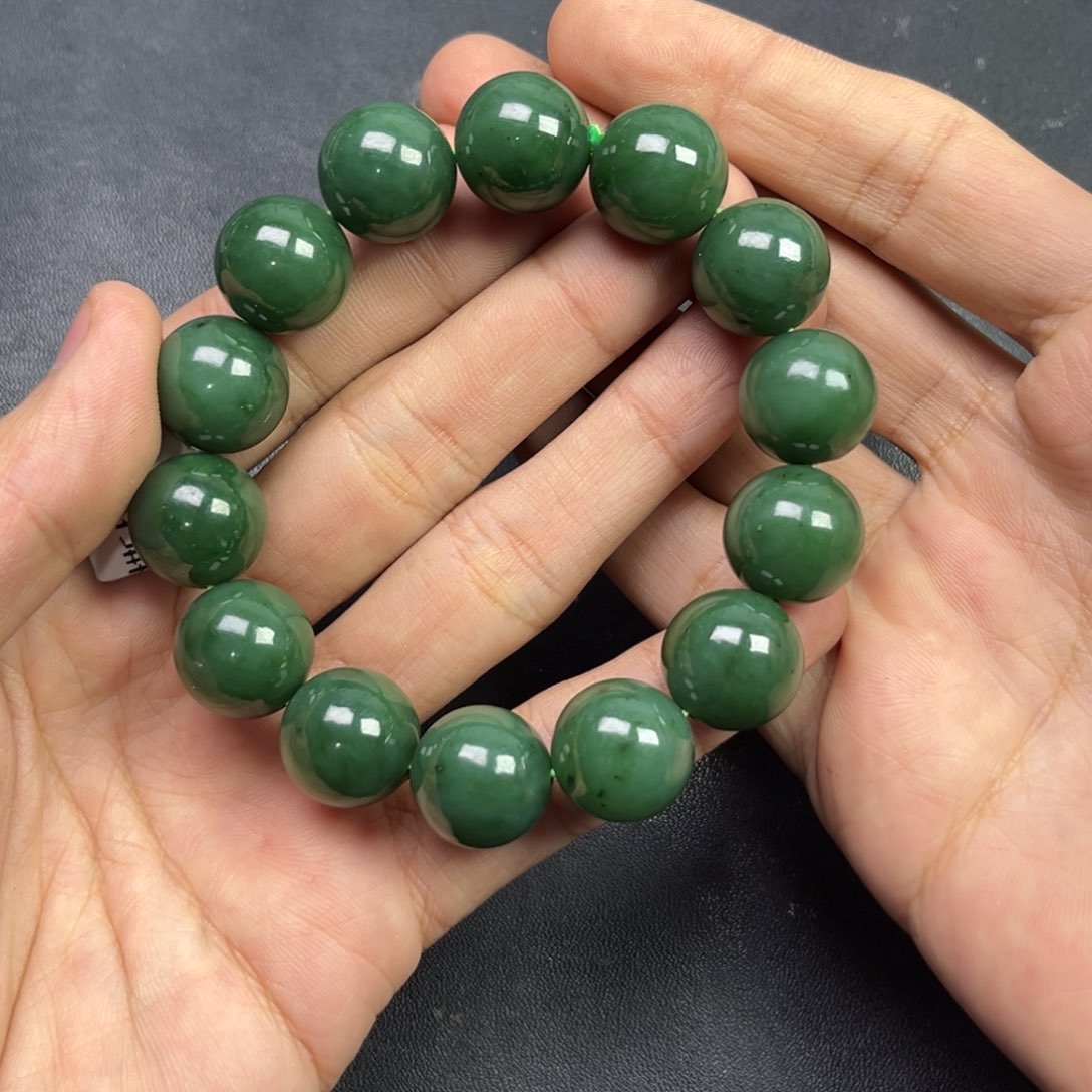 和田玉手链未镶嵌啊****媚多样性拍一发一俄罗斯碧玉卡16