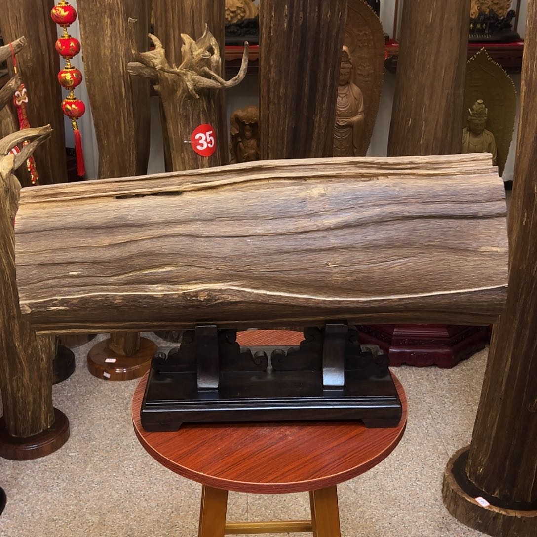 沉香摆件木*他沉香摆件➕底座