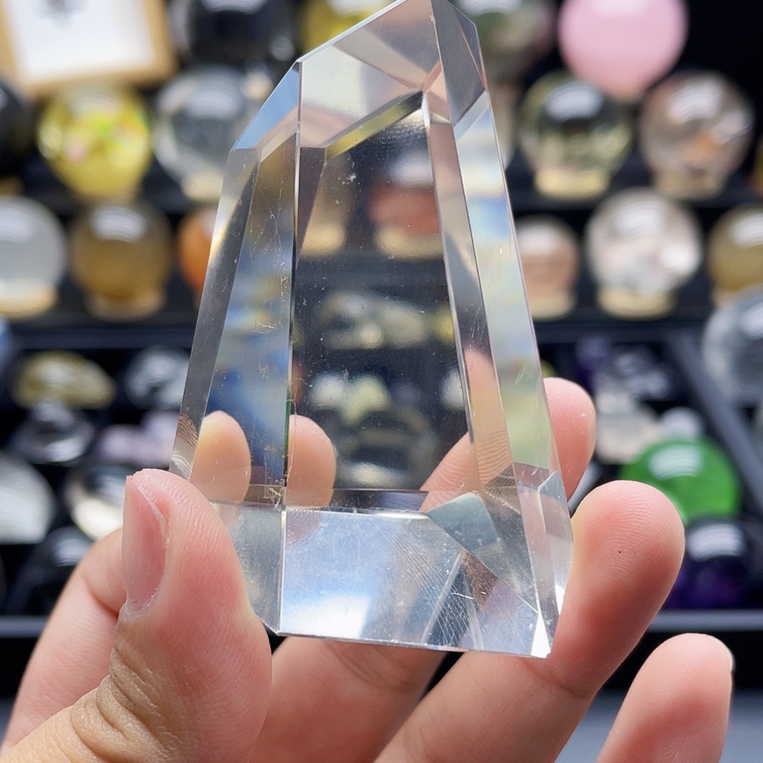 快***光未镶嵌珠宝半成品水晶