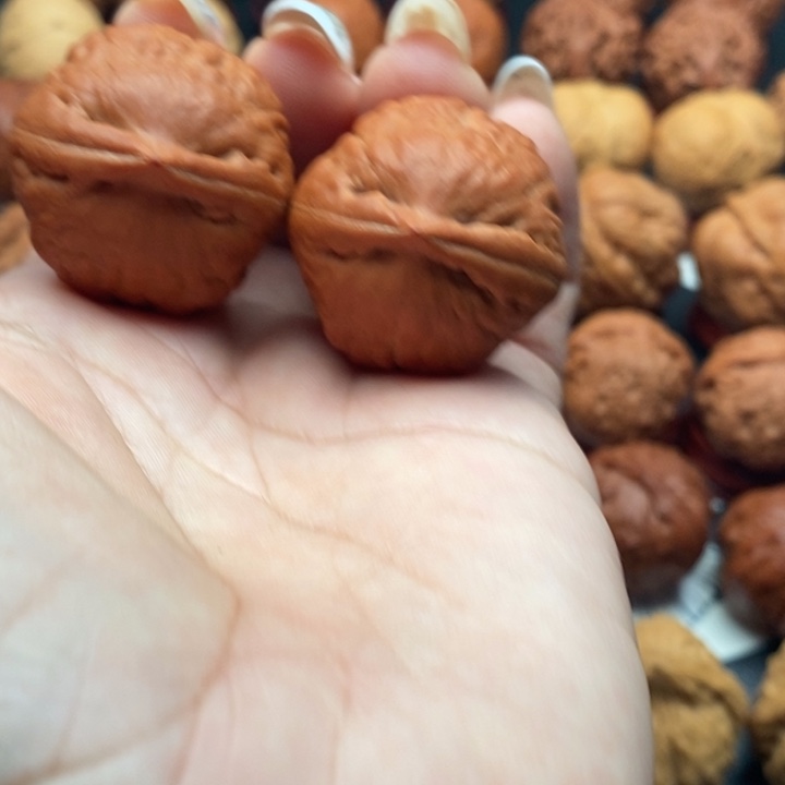 核桃精品文玩核桃手捻寿桃