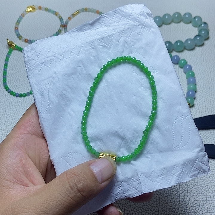 定制翡翠未镶嵌卡3.9小米珠026