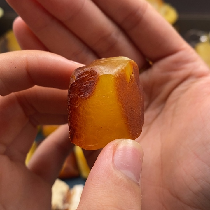 未镶嵌定制琥珀蜜蜡
