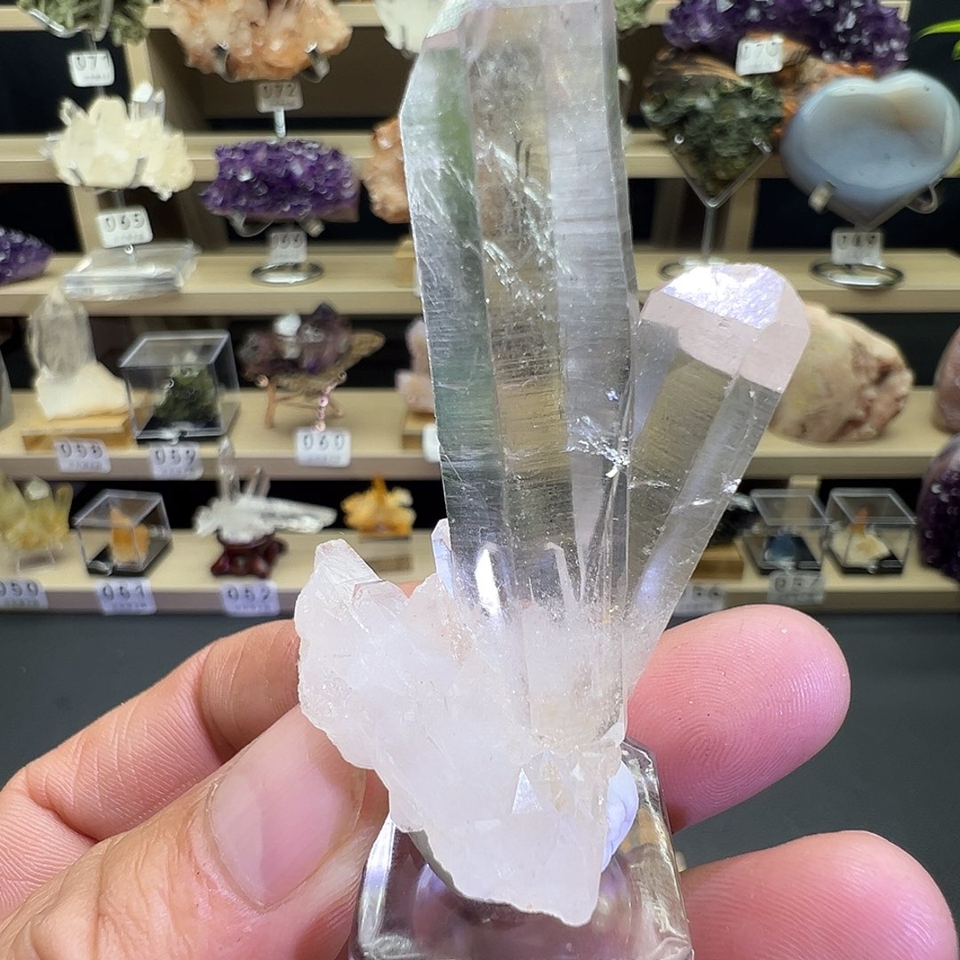 石材喜马水晶原石摆件，