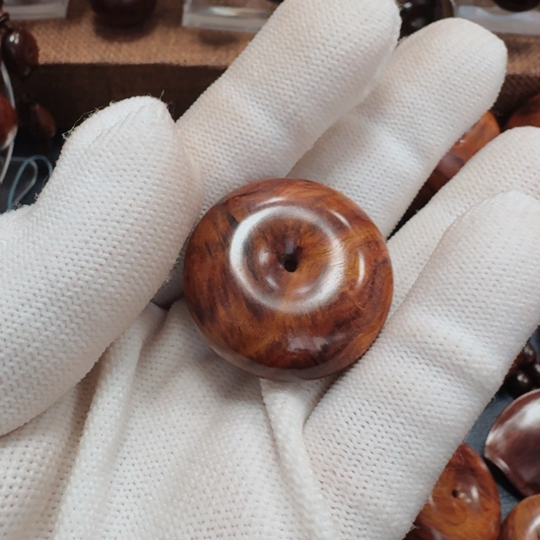 黄花梨/降香黄檀手串/手链性**彩