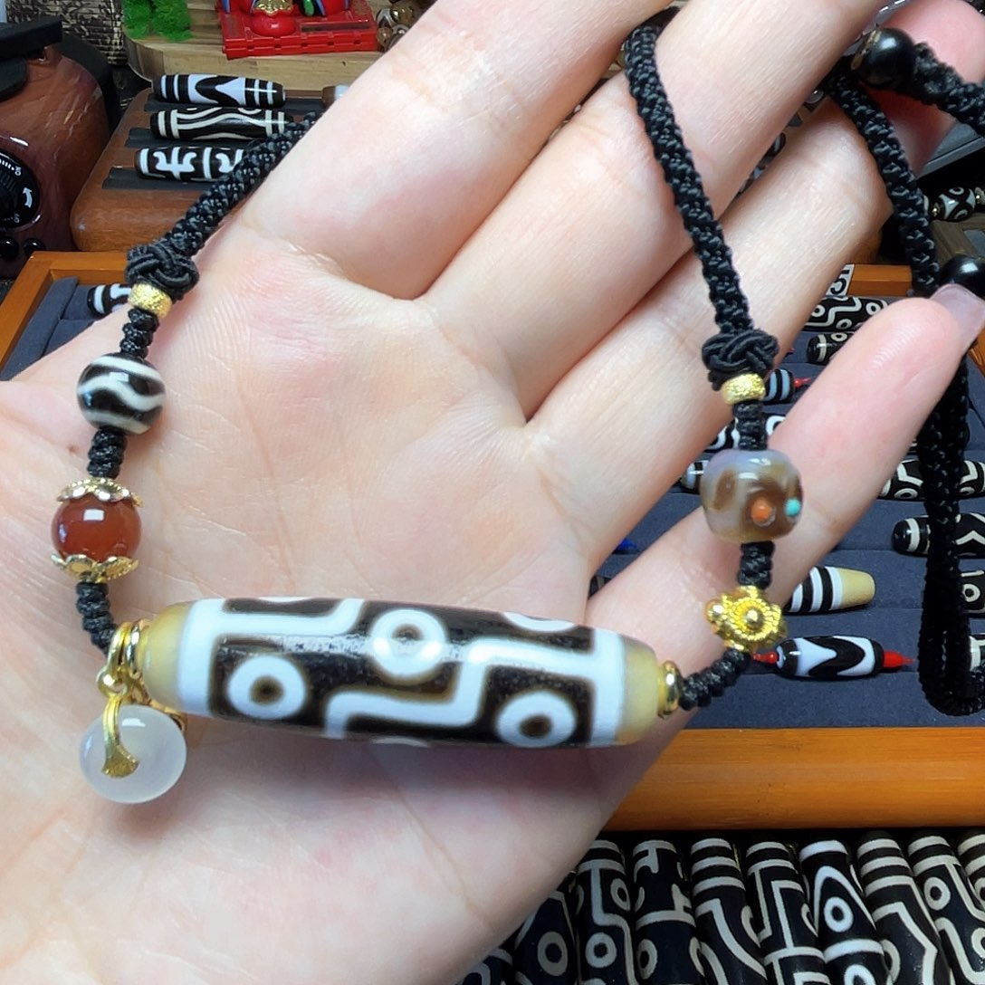 未镶嵌颈饰玛瑙/玉髓