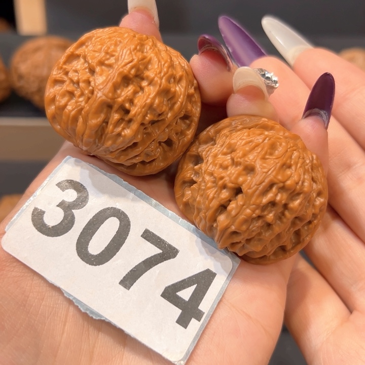 文玩核桃吊坠文玩核桃磨盘狮子头