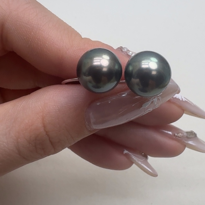 未镶嵌海水珍珠耳饰