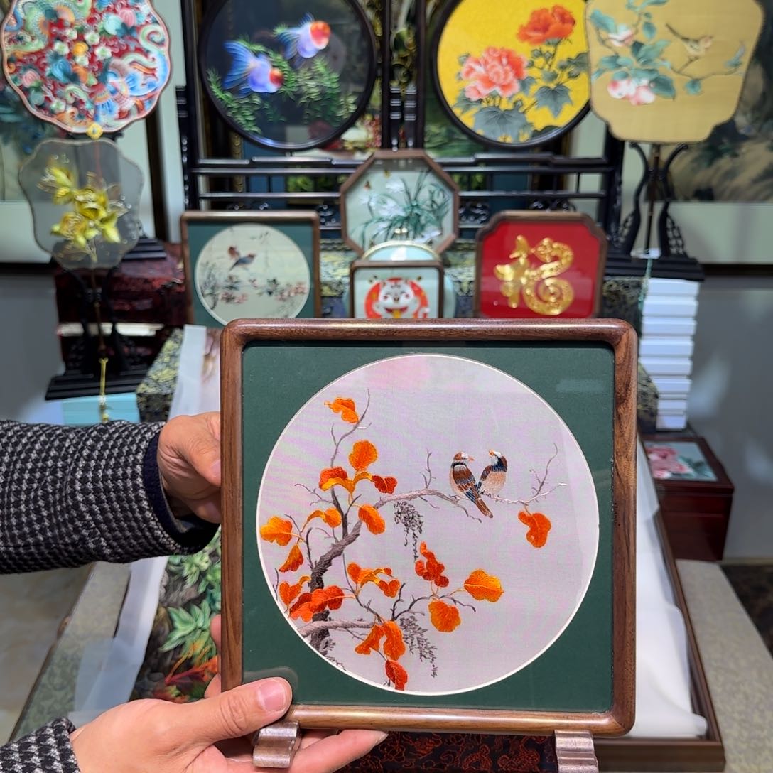 刺绣刺绣工艺精湛