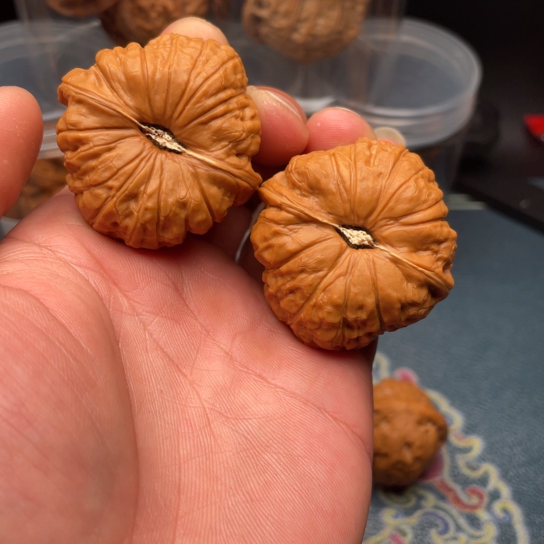 文玩核桃把件南瓜墩