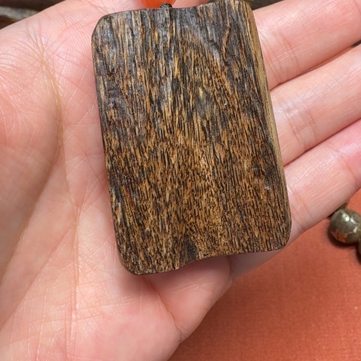 大叶紫檀（黑酸枝木类）