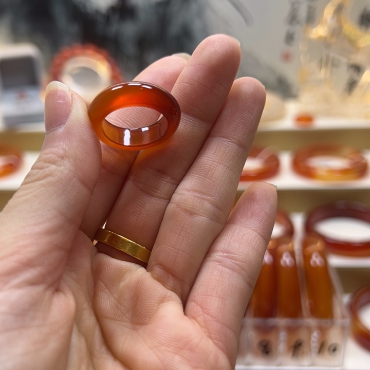 玛瑙/玉髓未镶嵌手镯