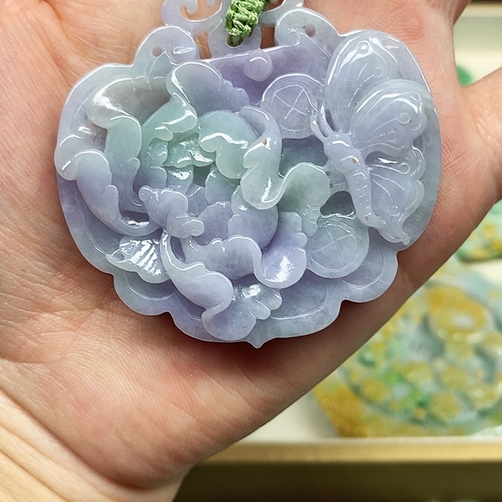 翡翠颈饰未镶嵌翡翠吊坠