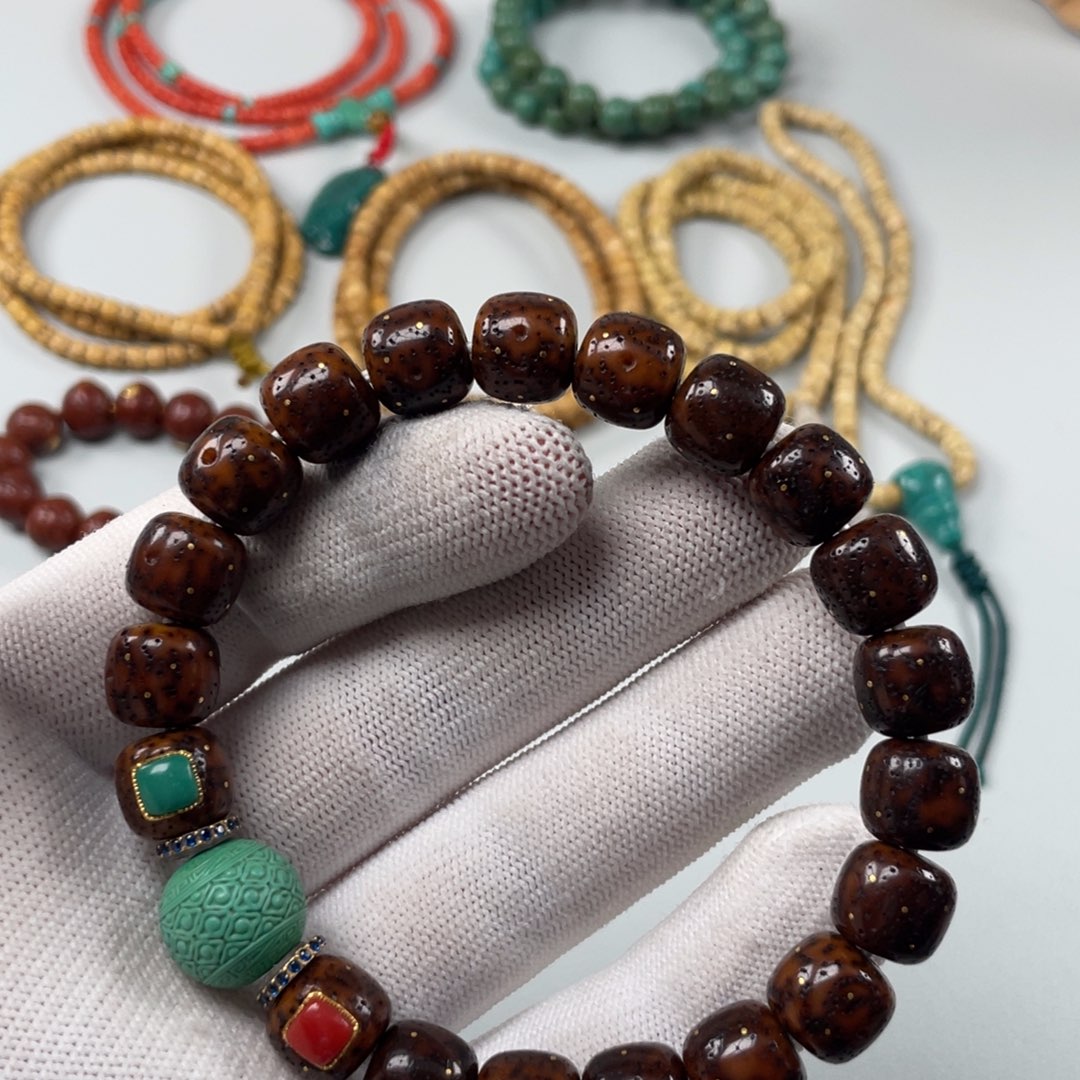 琥珀未镶嵌裸石这种东西我觉得真的