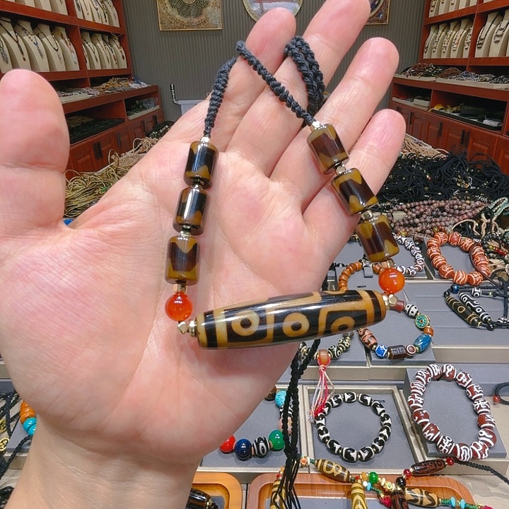 未镶嵌玛瑙/玉髓珠宝奇石