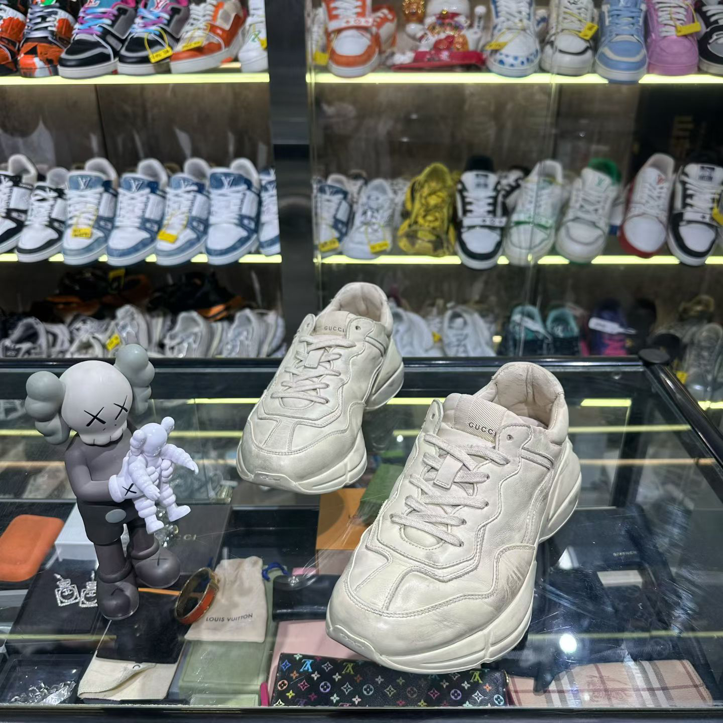 99新 GUCCI/古驰 41码 潮流时尚 做旧 百搭运动鞋 厚底老爹鞋