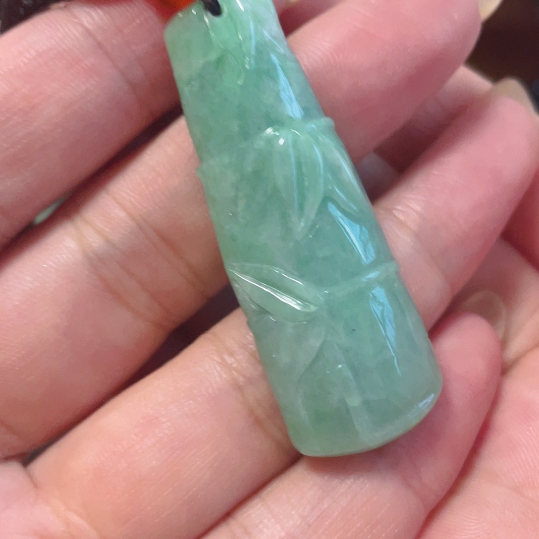 翡翠手镯未镶嵌翡翠150