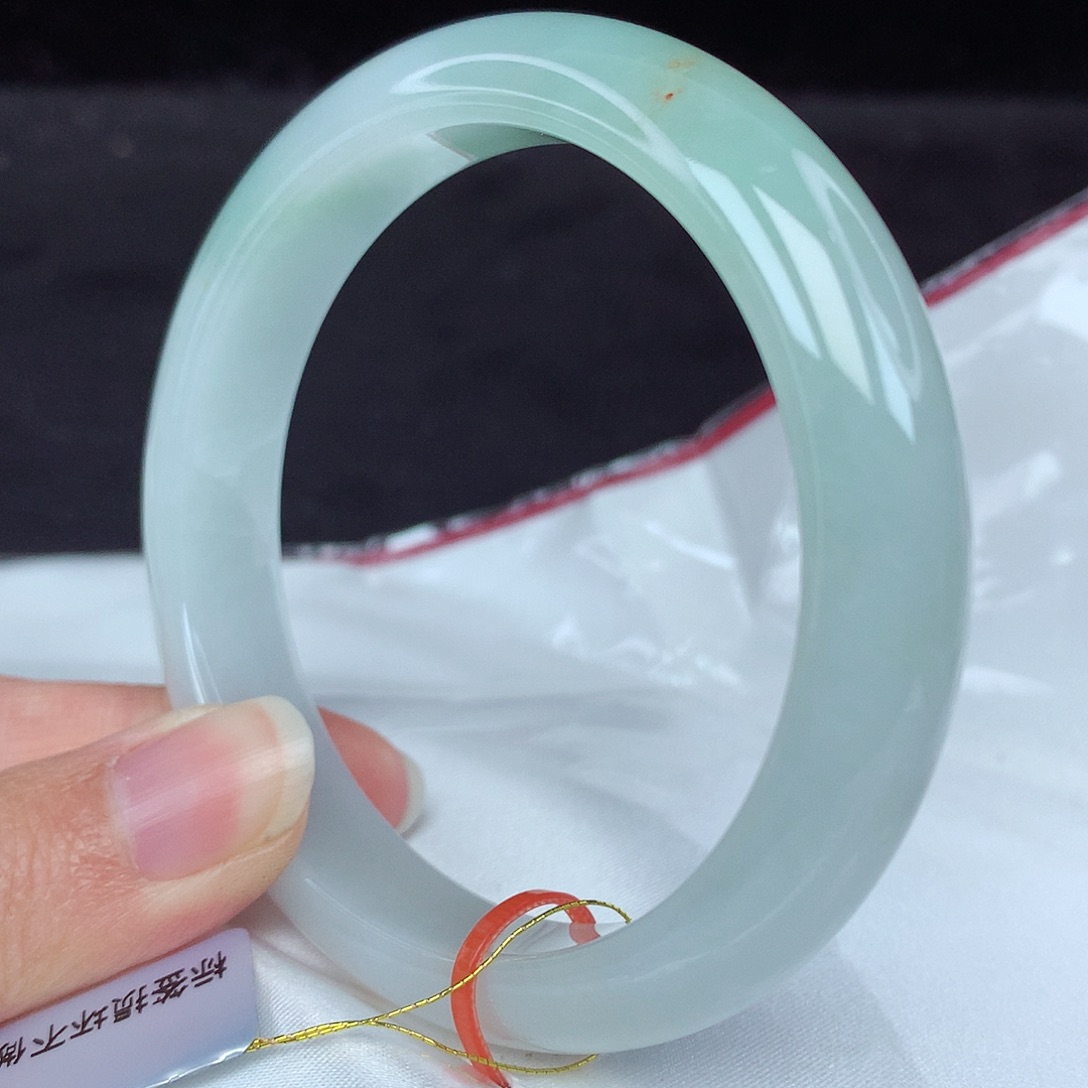 翡翠手镯未镶嵌?**?59圈2808