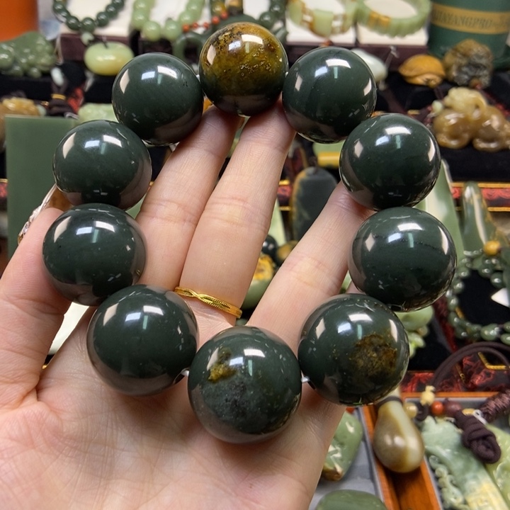 未镶嵌手串岫岩河磨玉（透闪石质玉）古**宁