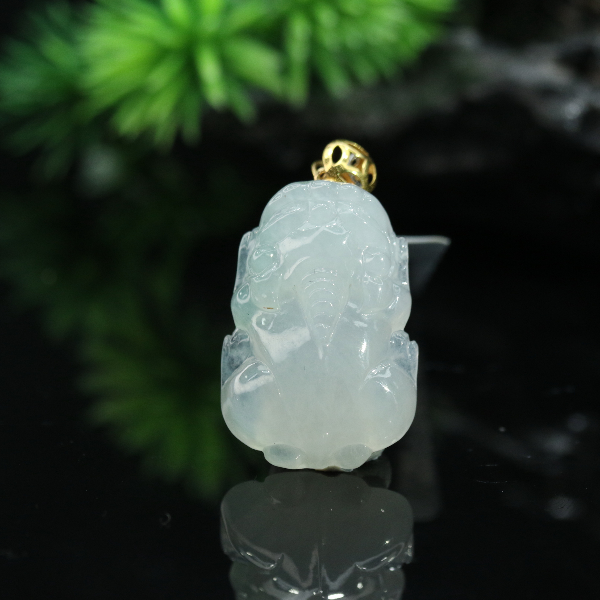 10天然缅甸翡翠A货18k貔貅吊坠/900160/上海嘉禾拍卖