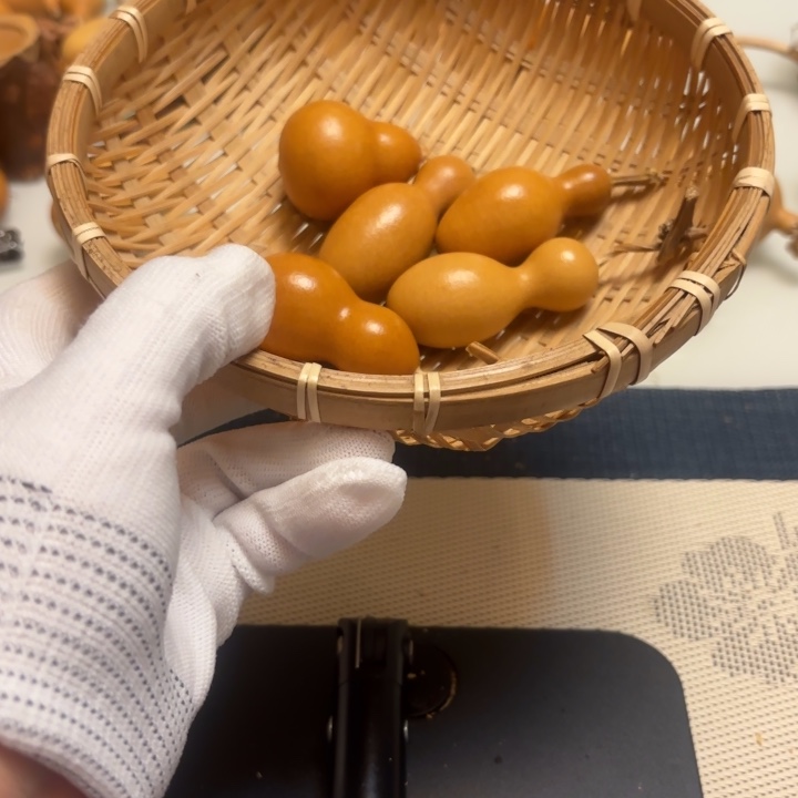 天***久天然手捻老皮的葫芦