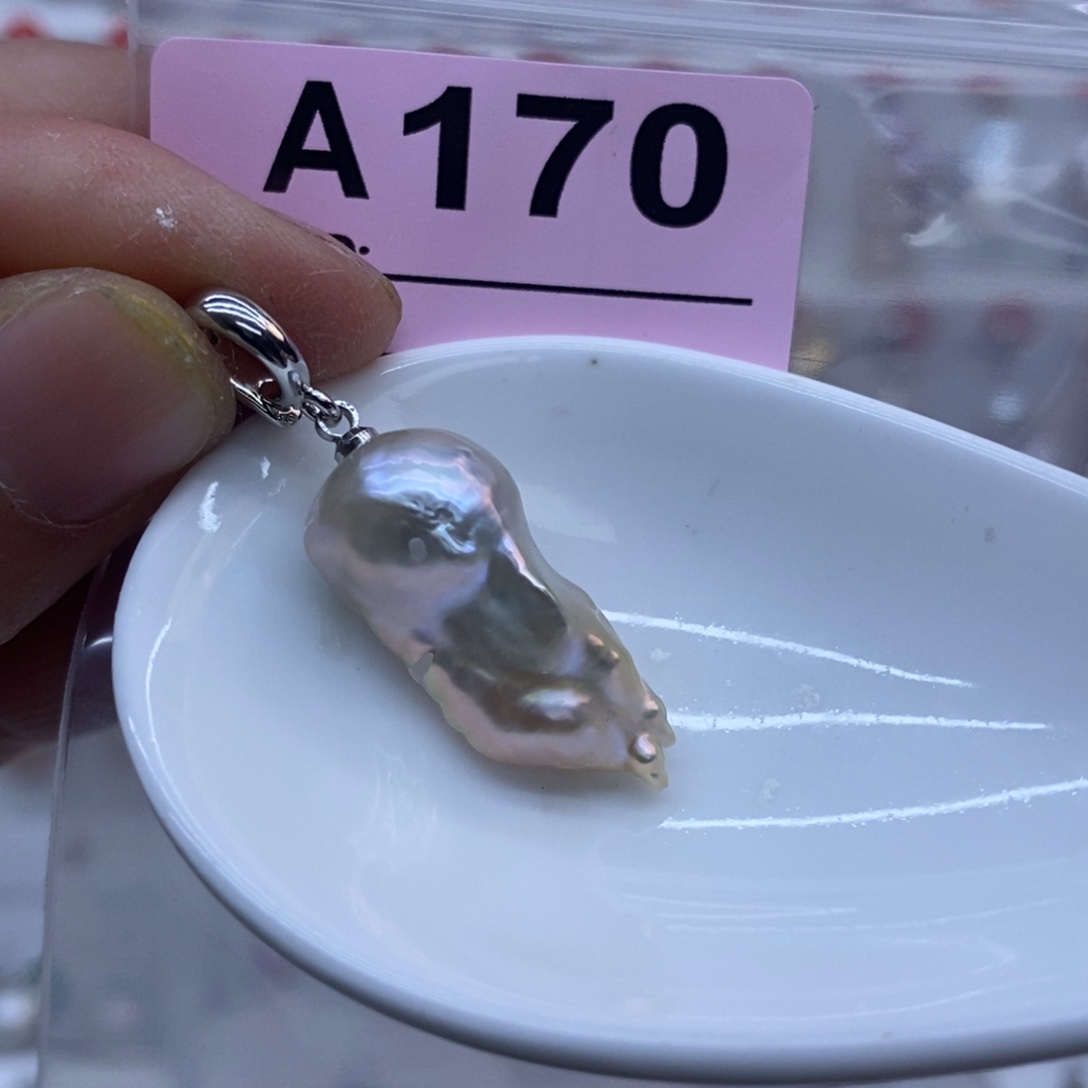 未镶嵌淡水珍珠颈饰