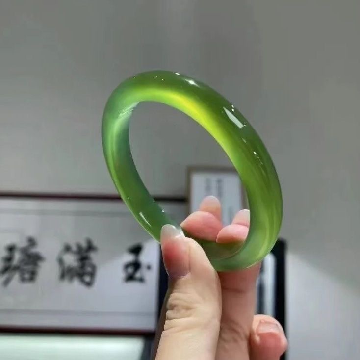 未镶嵌手镯石英质玉 X 137