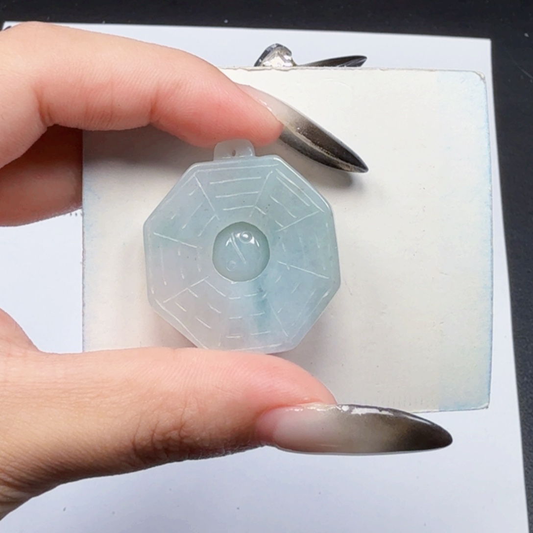 翡翠未镶嵌挂件翡翠