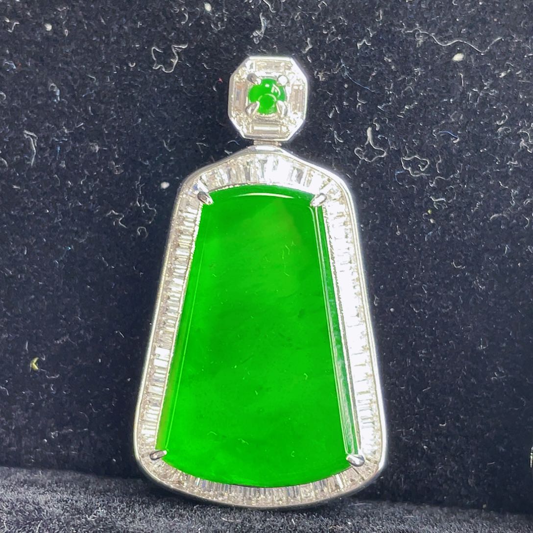 翡翠吊坠(不含链)未镶嵌