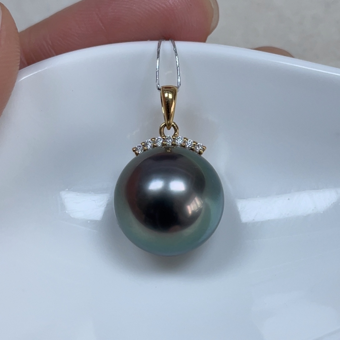 18K金镶嵌海水珍珠吊坠(不含链)13.7