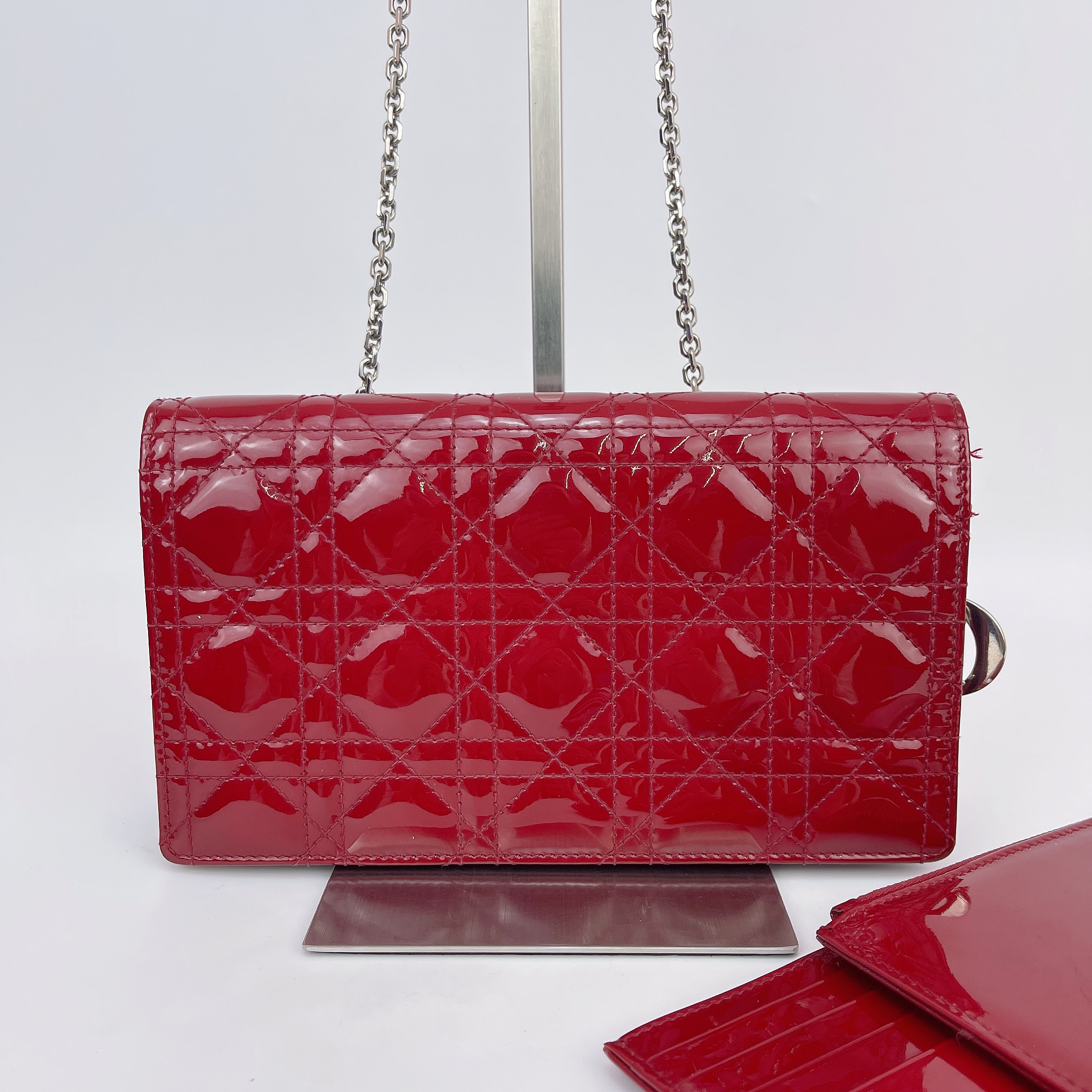 95新 DIOR/迪奥 迪奥 红色漆皮三合一斜挎包底长21.5 O837