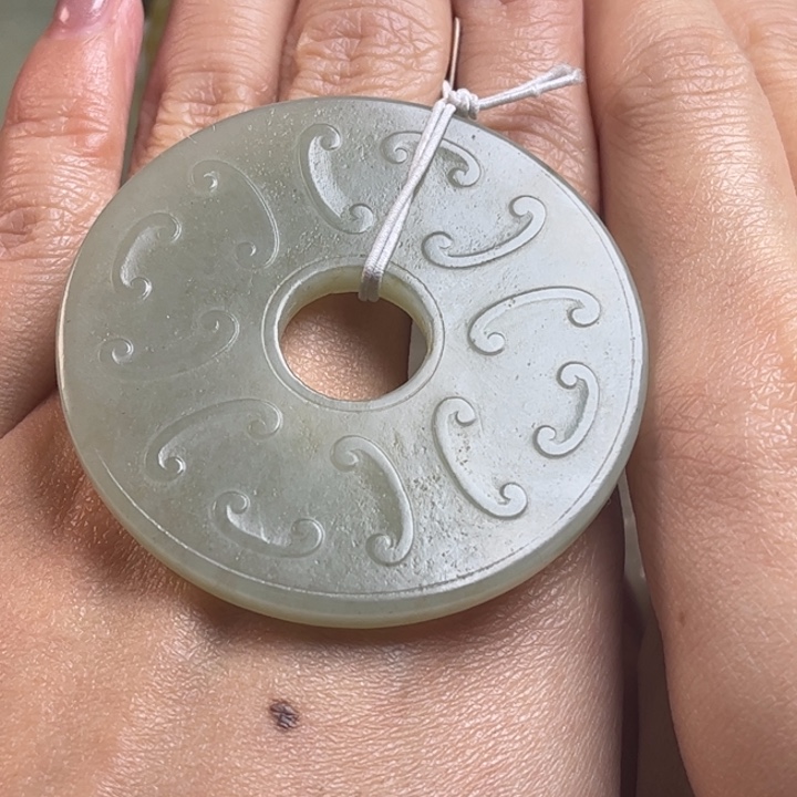 和田玉挂件未镶嵌明****杰