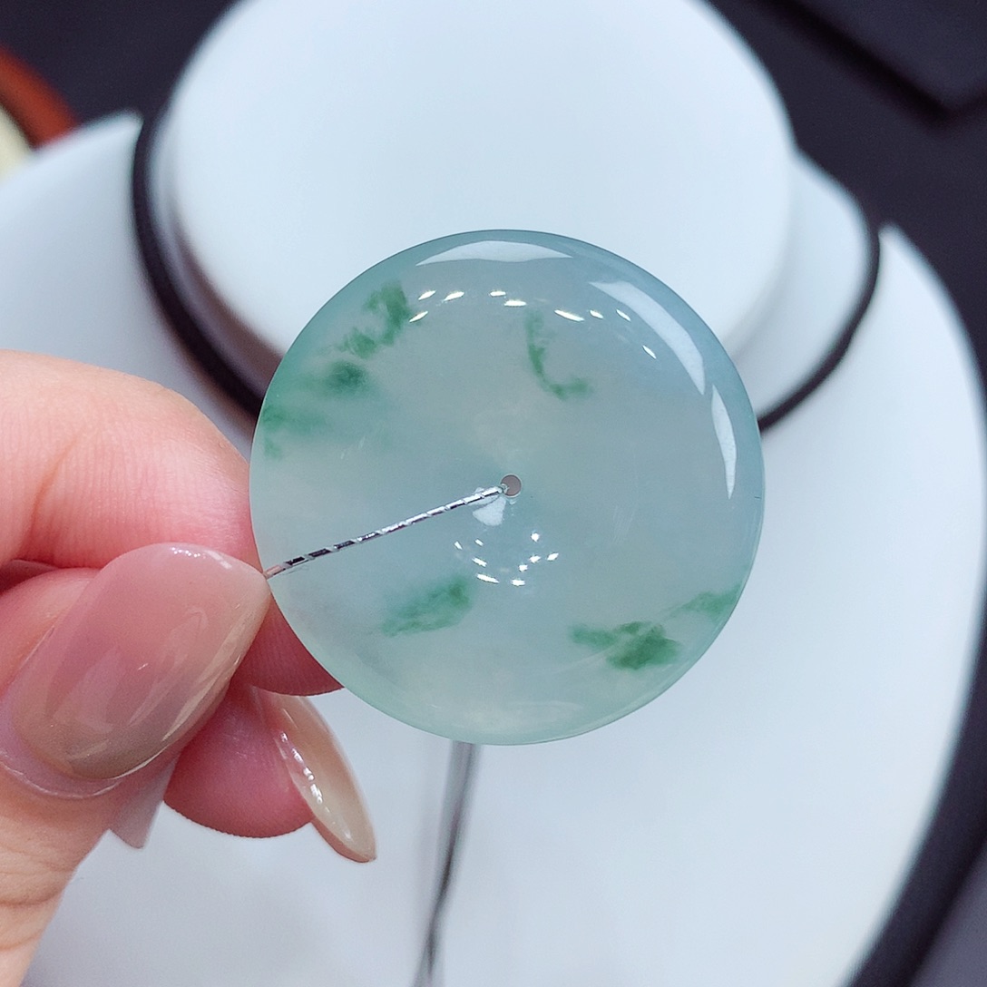 翡翠未镶嵌颈饰翡翠45，29.9/5.7