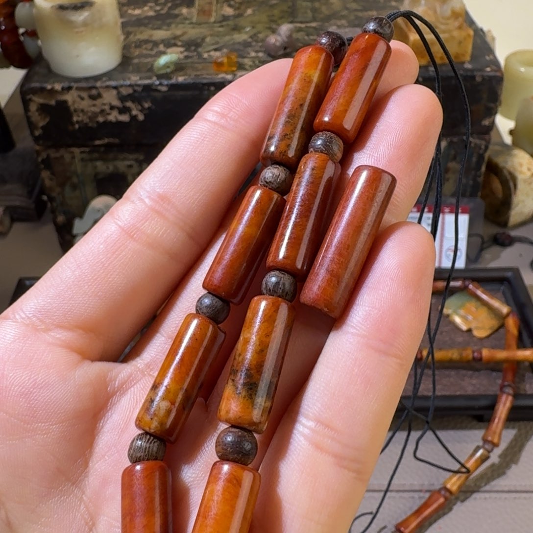 和田玉未镶嵌挂件碎**裙