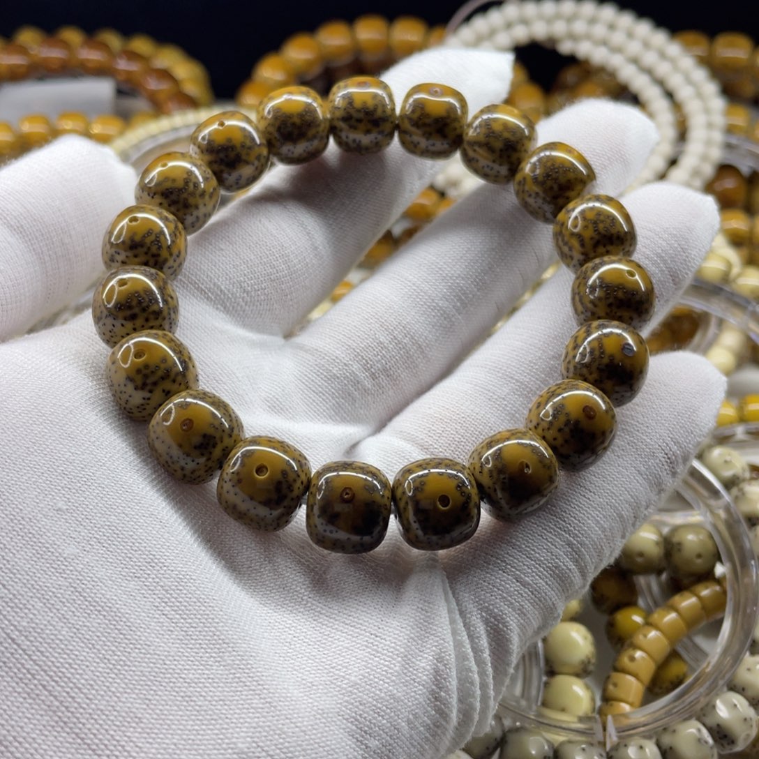 星月菩提吊坠黄金瞳12✖️11大眼睛