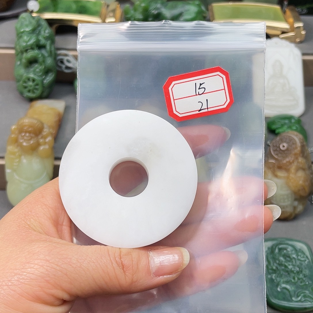 未镶嵌和田玉挂件