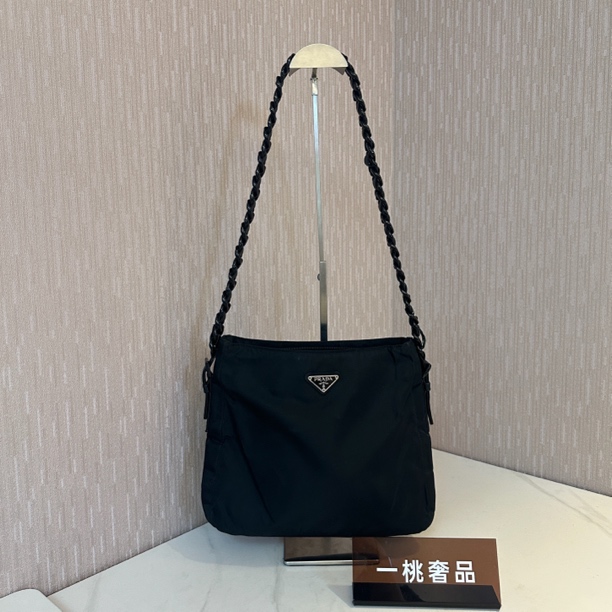 95新 Prada/普拉达 一桃/普拉达 降落伞黑色单肩