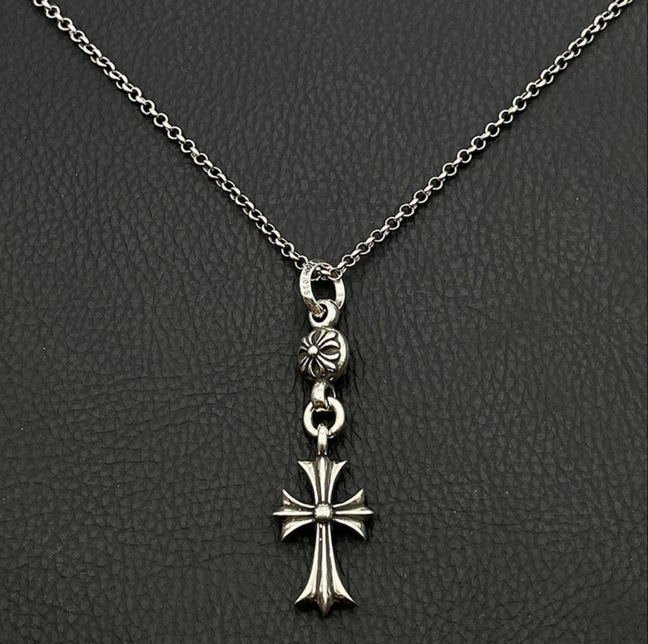 铜亚克力吊坠 K家坠链复古十字架花球项链男女欧美嘻哈个性毛衣链