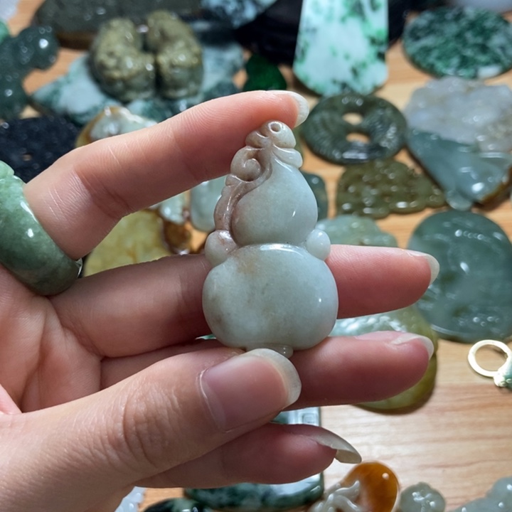 翡翠未镶嵌颈饰翡翠吊坠