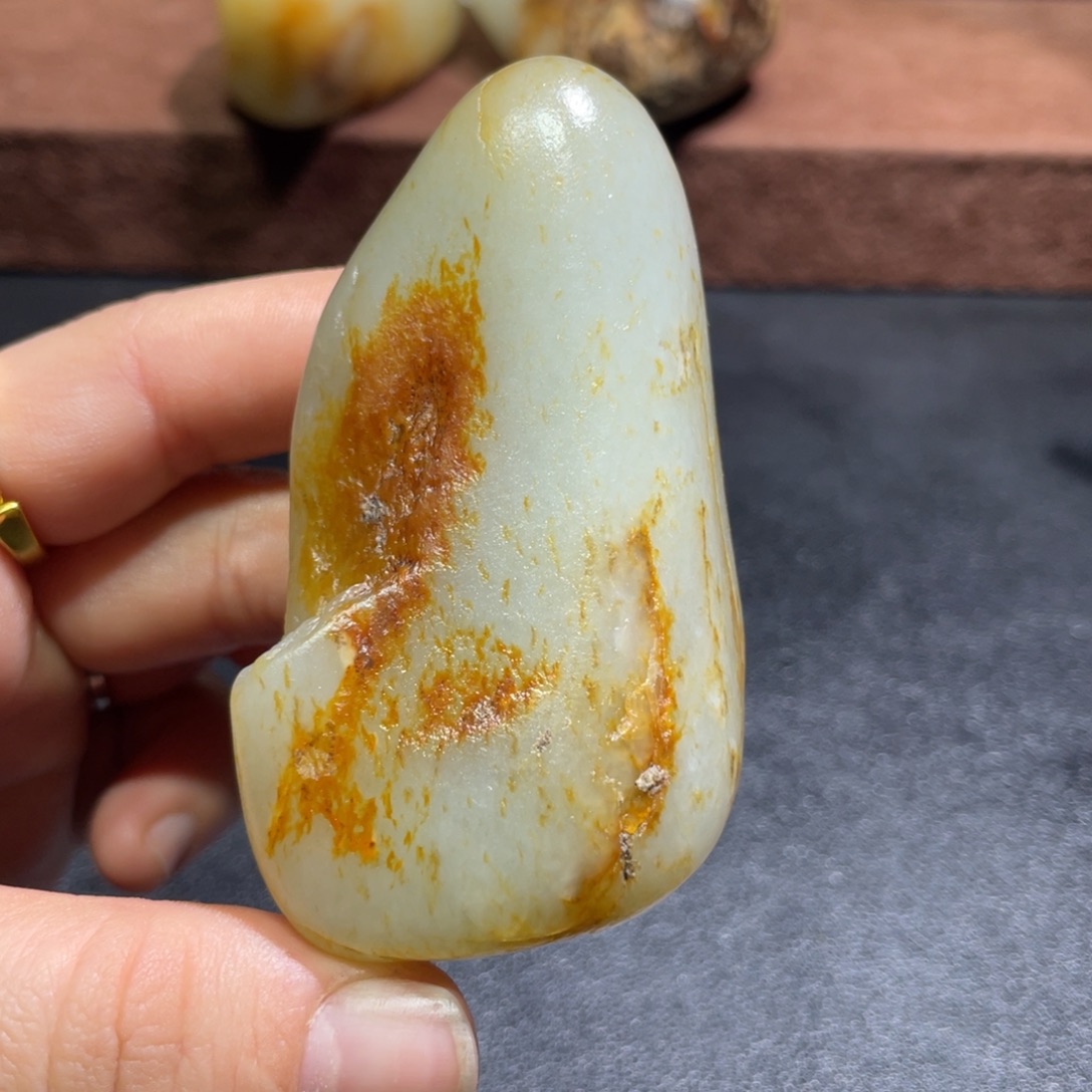 C***1和田玉（子料）未镶嵌挂件138.1克