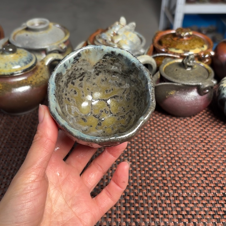 紫砂茶杯冷色手捏130 C