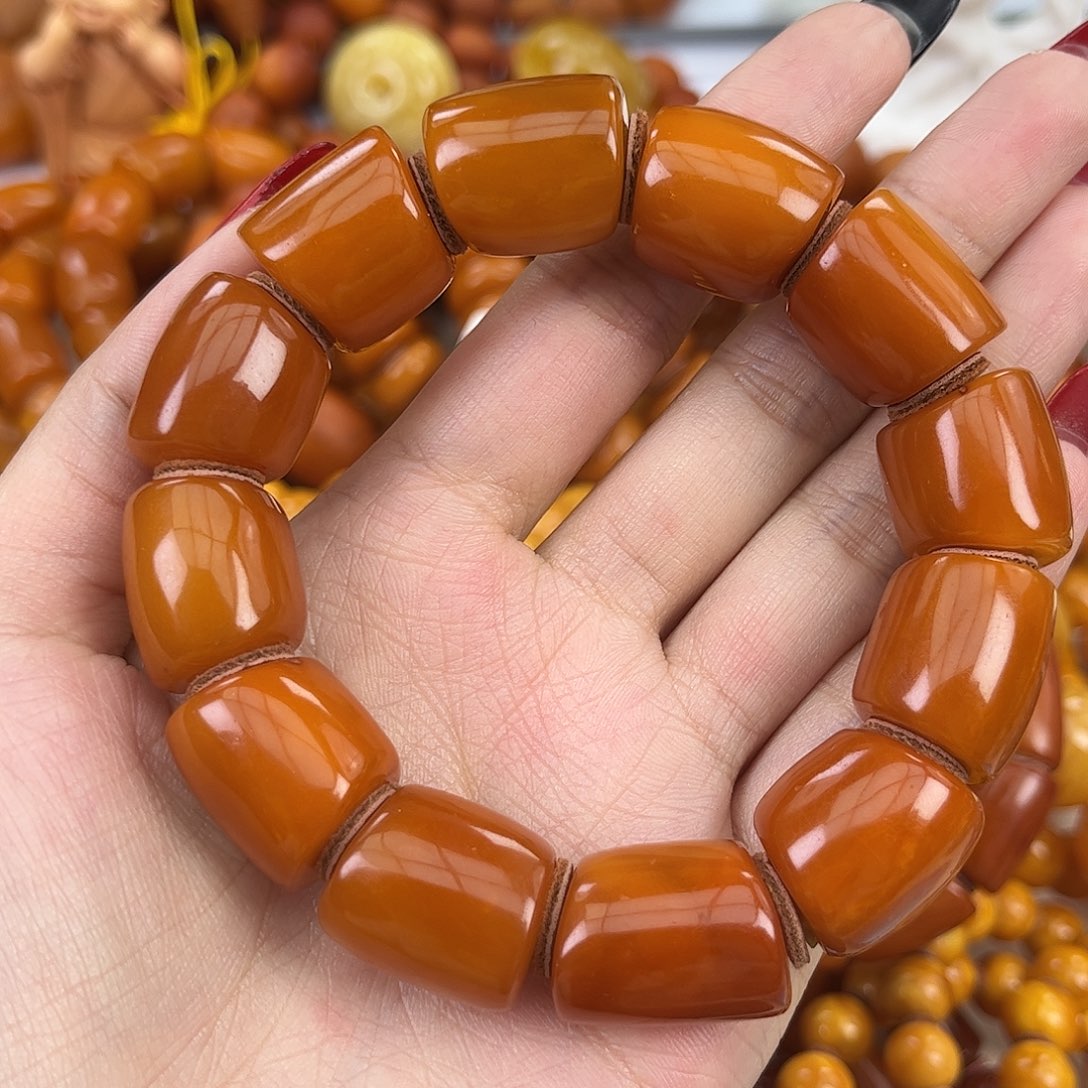 琥珀颈饰未镶嵌a****1蜜蜡