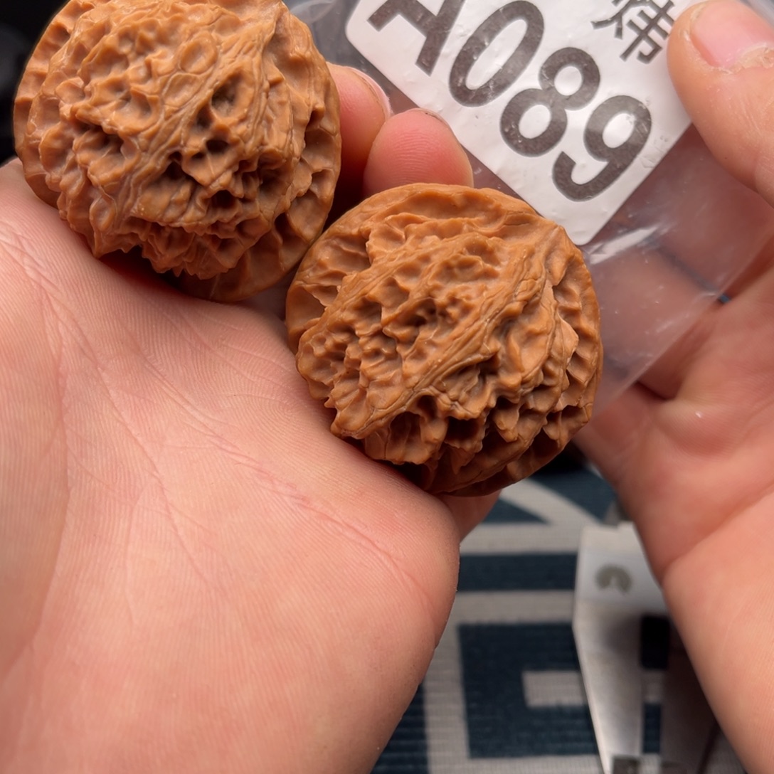 文玩核桃吊坠苹果园44