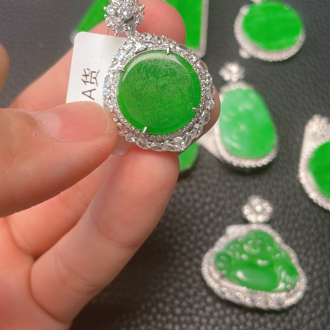 【闪购商品】翡翠吊坠(不含链)银S925镶嵌