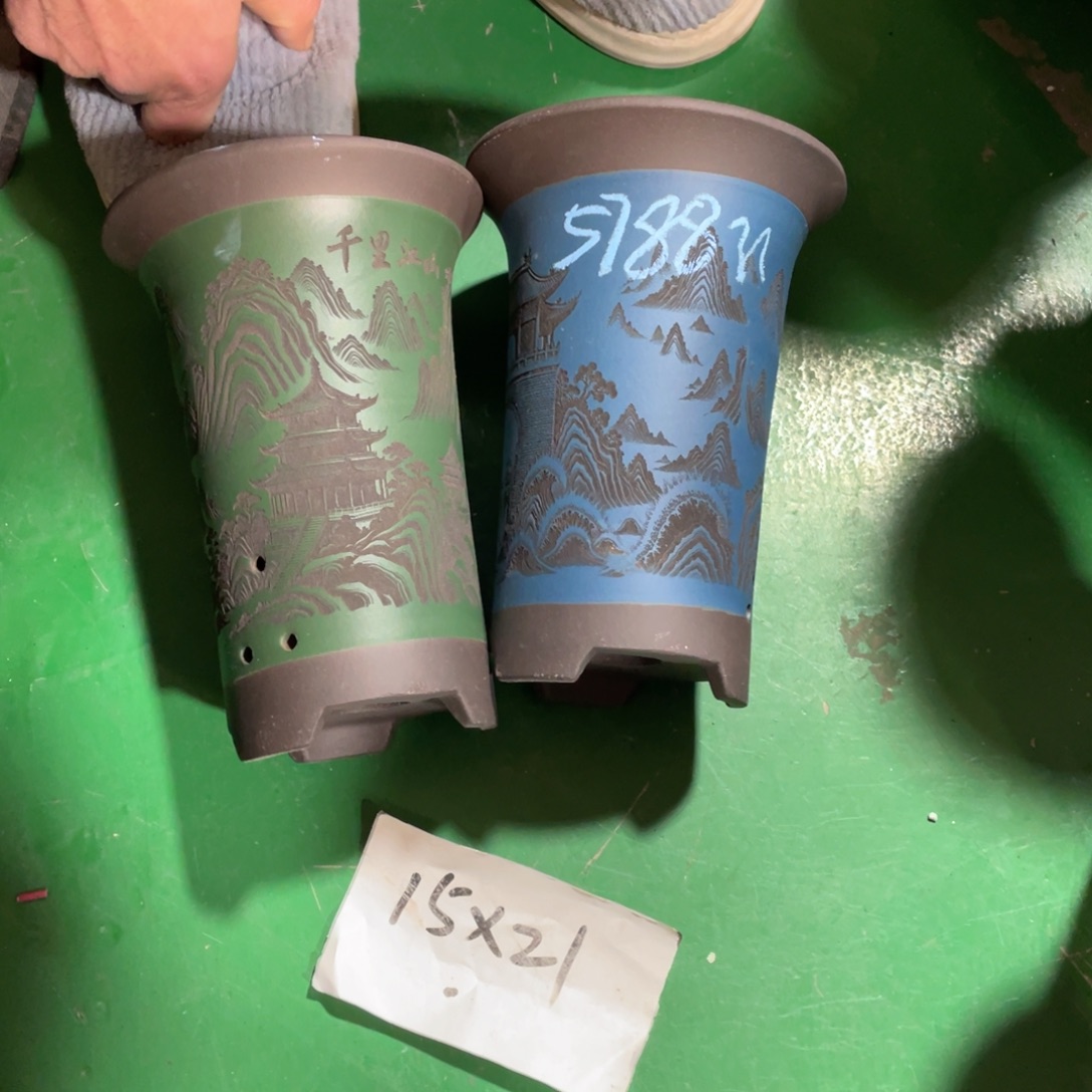 帝***客紫砂花盆微瑕小号