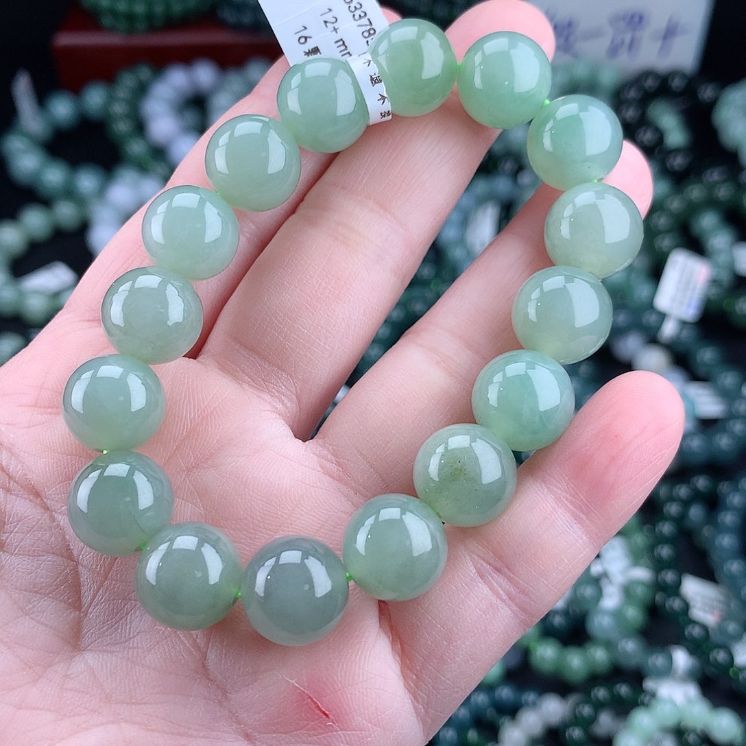 翡翠毛衣链未镶嵌