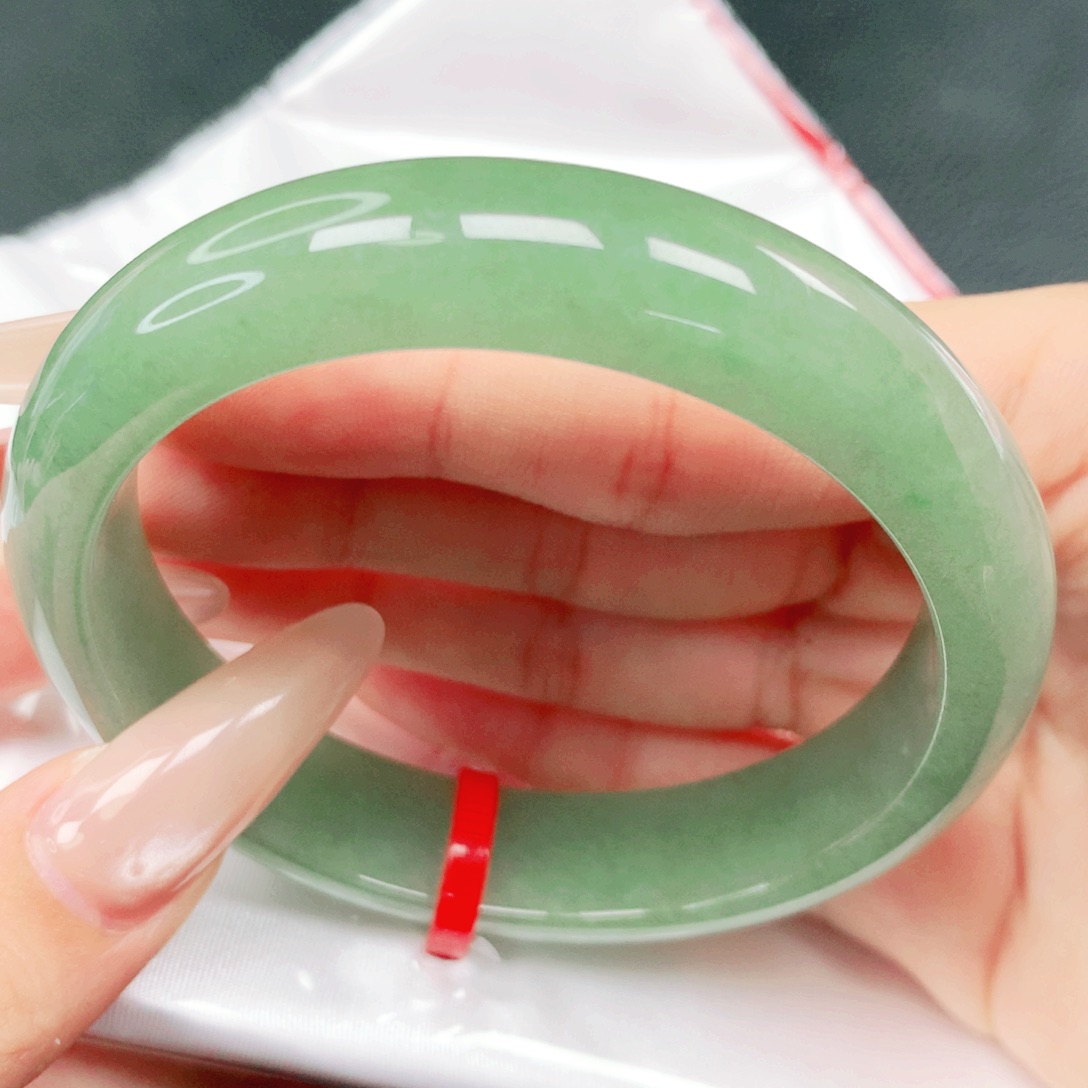 翡翠未镶嵌手镯59